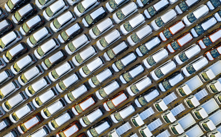 Understanding Compliance Regulations for Commercial Fleet Operators